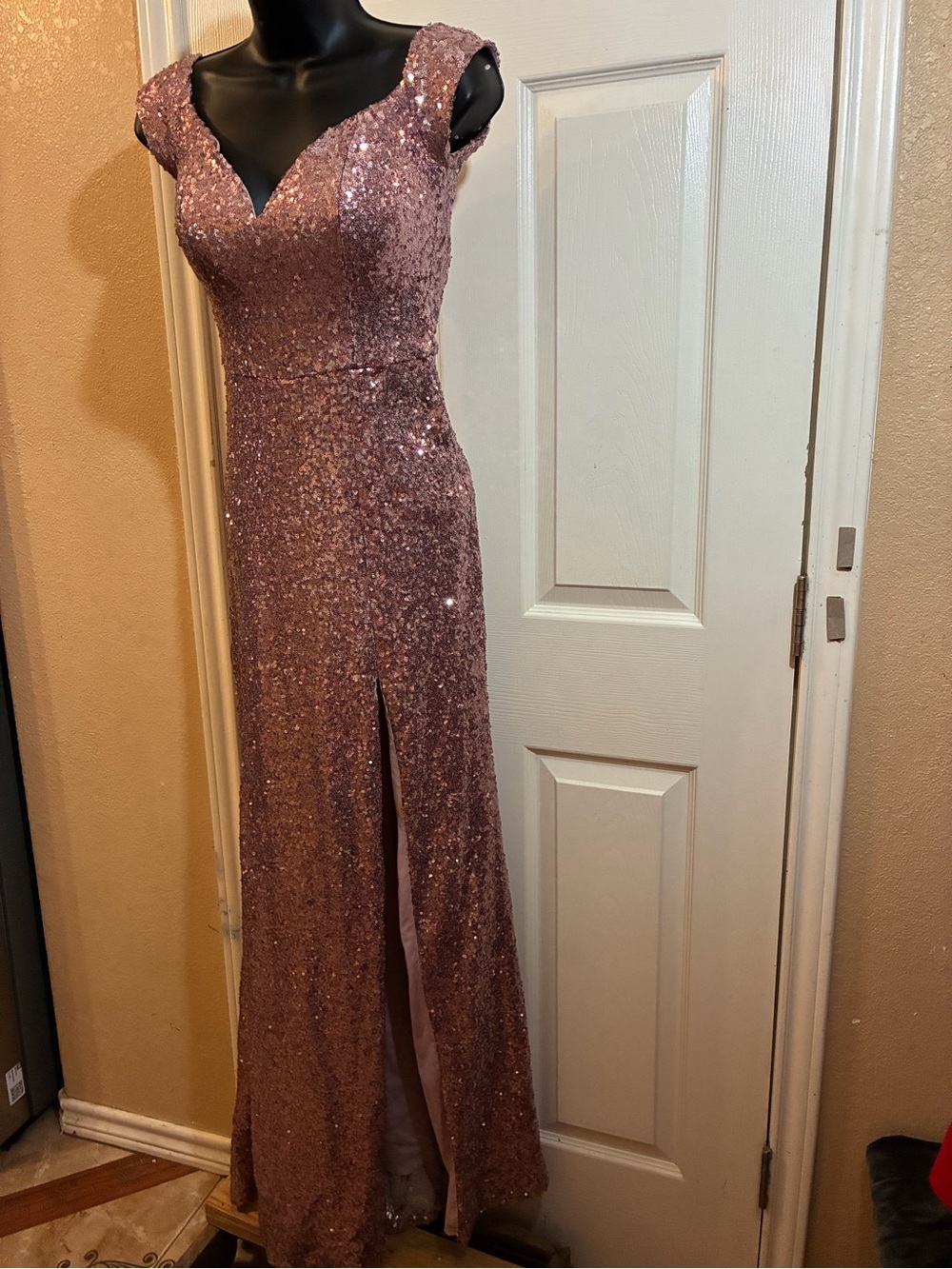 B. Darlin Rose gold sequin formal women’s dress